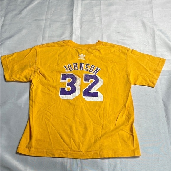 ADIDAS Lakers Kids Yellow T-Shirt - Picture 6 of 6